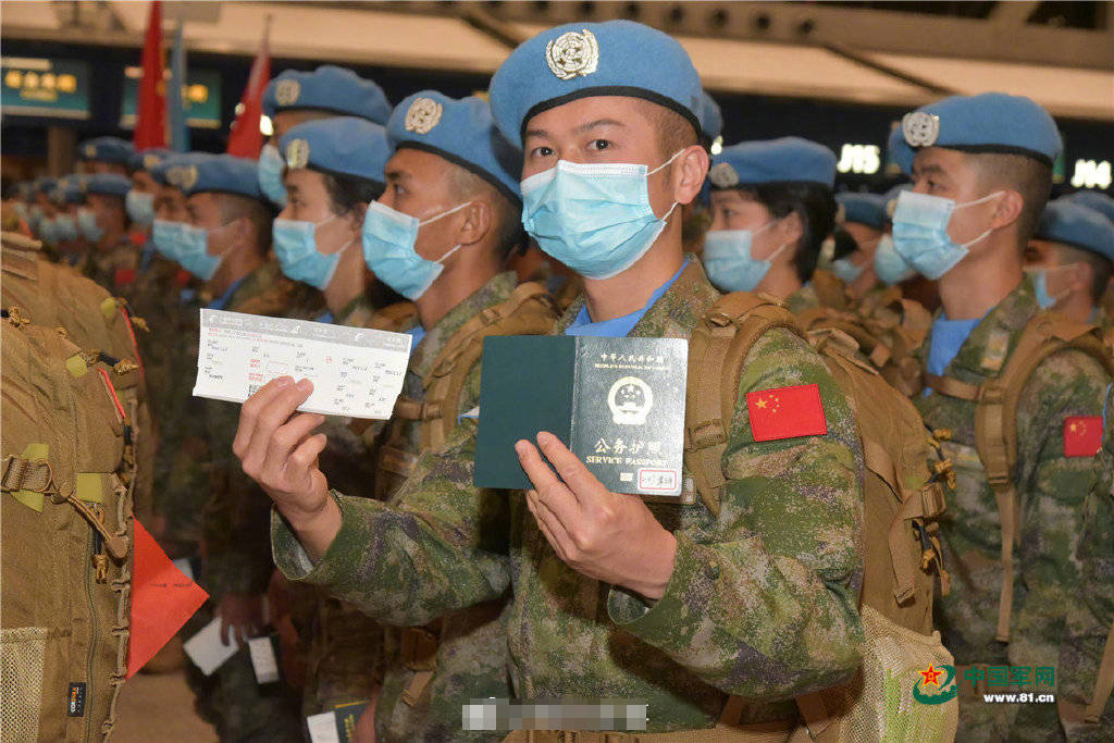 第19批赴黎维和部队第2梯队启程 00后扫雷女兵随队