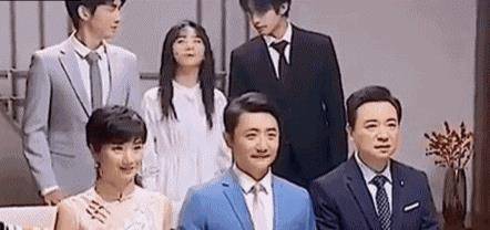 《以家人之名》谭松韵的官配究竟是谁?一张全家福动图