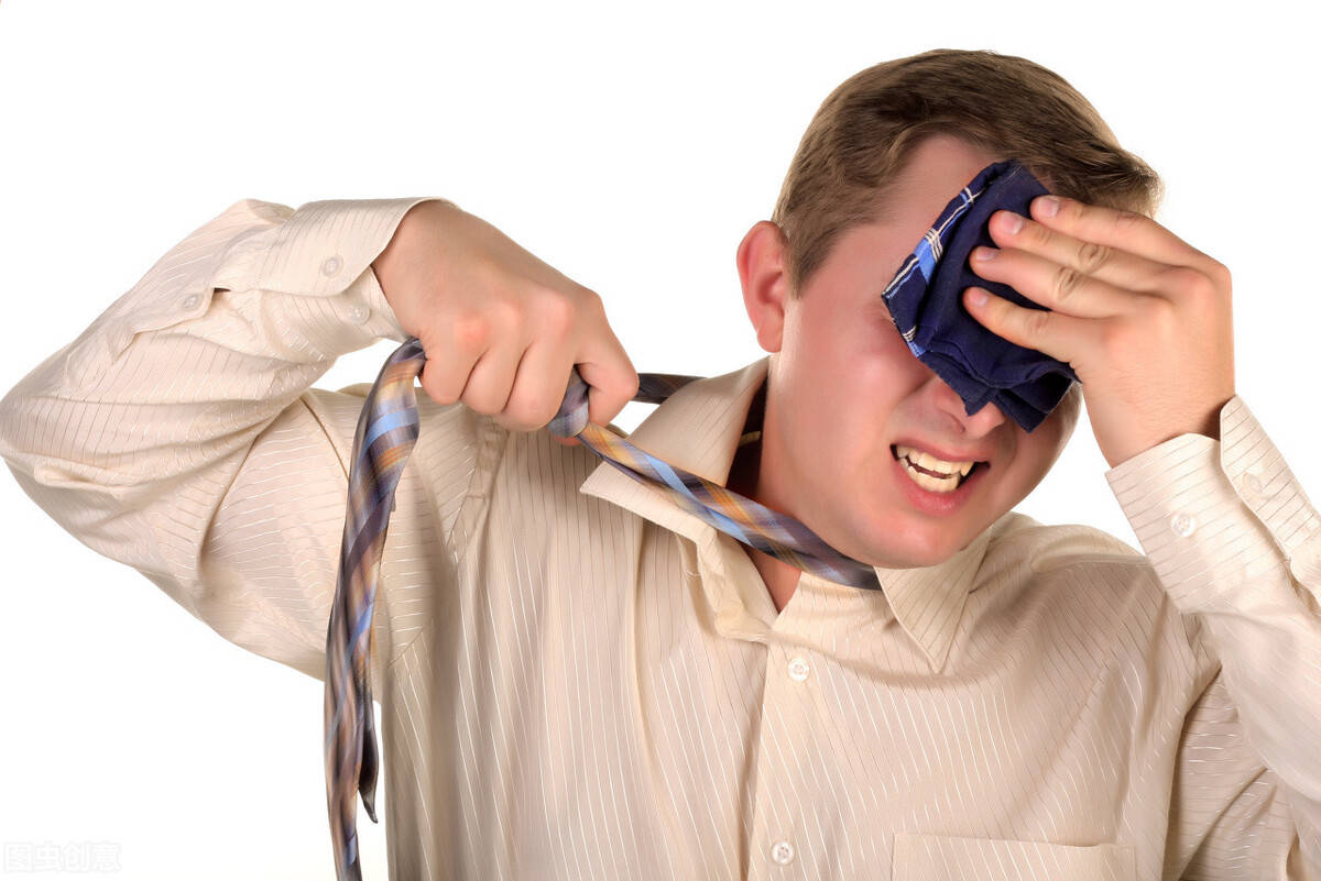 如何在紧张的情况下不出汗 5681e684058643a4a66597135c296012.jpeg