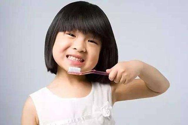 困难户|一提刷牙就哭闹?家长从3点出发解决难题孩子是刷牙“困难户”