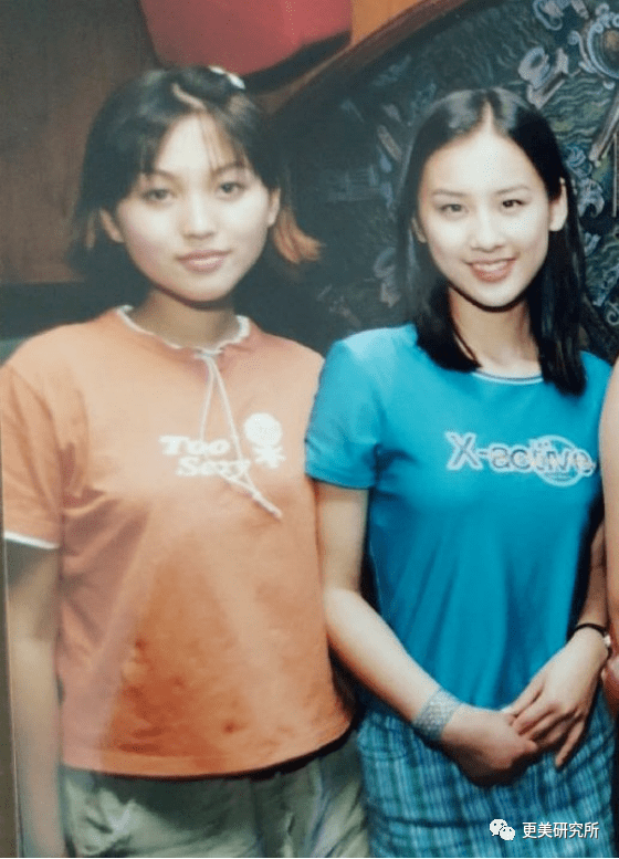 fa|金莎的脸肿成了黄圣依1.5倍，这是又do了？