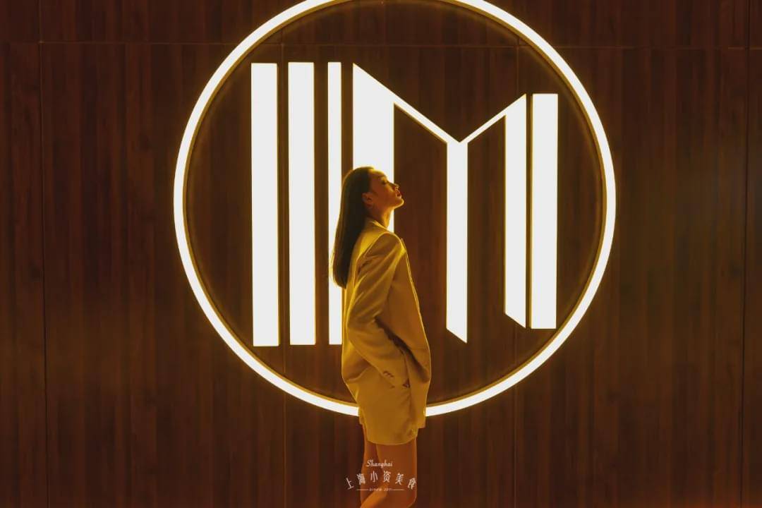 赛博|24H不打烊，赛博朋克复合咖啡空间太时髦！