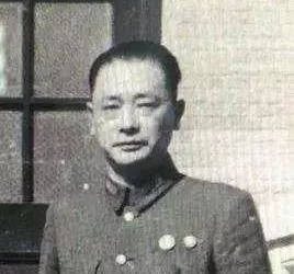 不少川军将领这时选择了起义,如刘文辉,邓锡侯,潘文华,熊克武,王缵绪