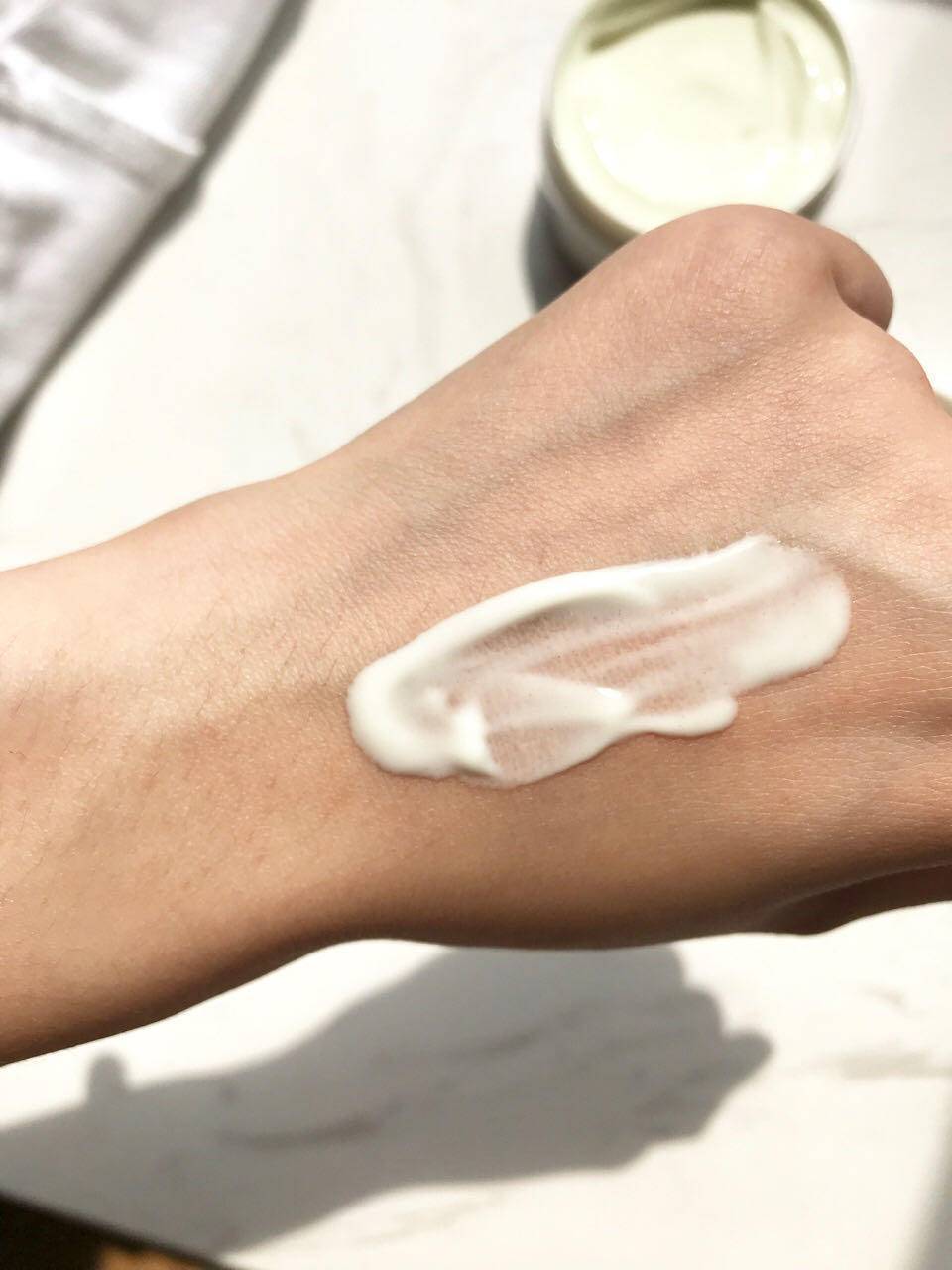 皮肤|夏季精简护肤要丢掉面霜？你这是在害谁呢！
