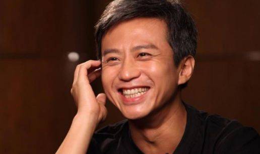 孙俪|原创曾和邓超同居三年，分手后十分悲伤，今见面对视一脸难堪！