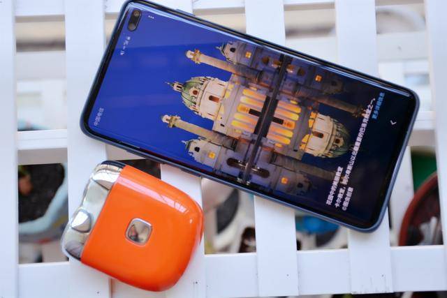 剃须刀|论剃须刀的重要性，yoose便携迷你剃须刀来告诉你