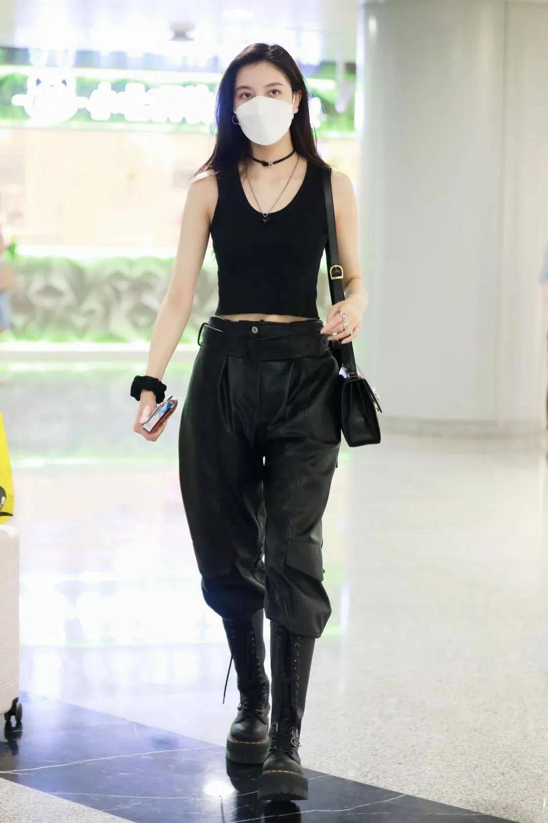 小白|今年早秋，打败小白鞋，这双鞋谁穿谁先美！