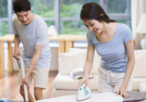 印度女子请愿让男性分担家务：爱她，就请主动分担家务