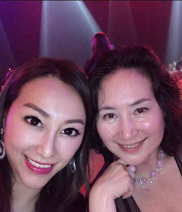 船王|原创豪门女将不止何超琼！千金大小姐替弟征战商场，船王孙女有风范