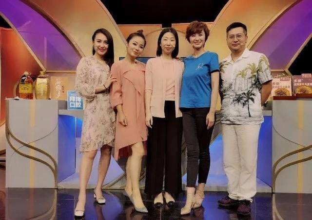 Lisa|原创《爱情公寓》最亮眼配角，她本色出演戏份少，却嫁百亿富豪当阔太