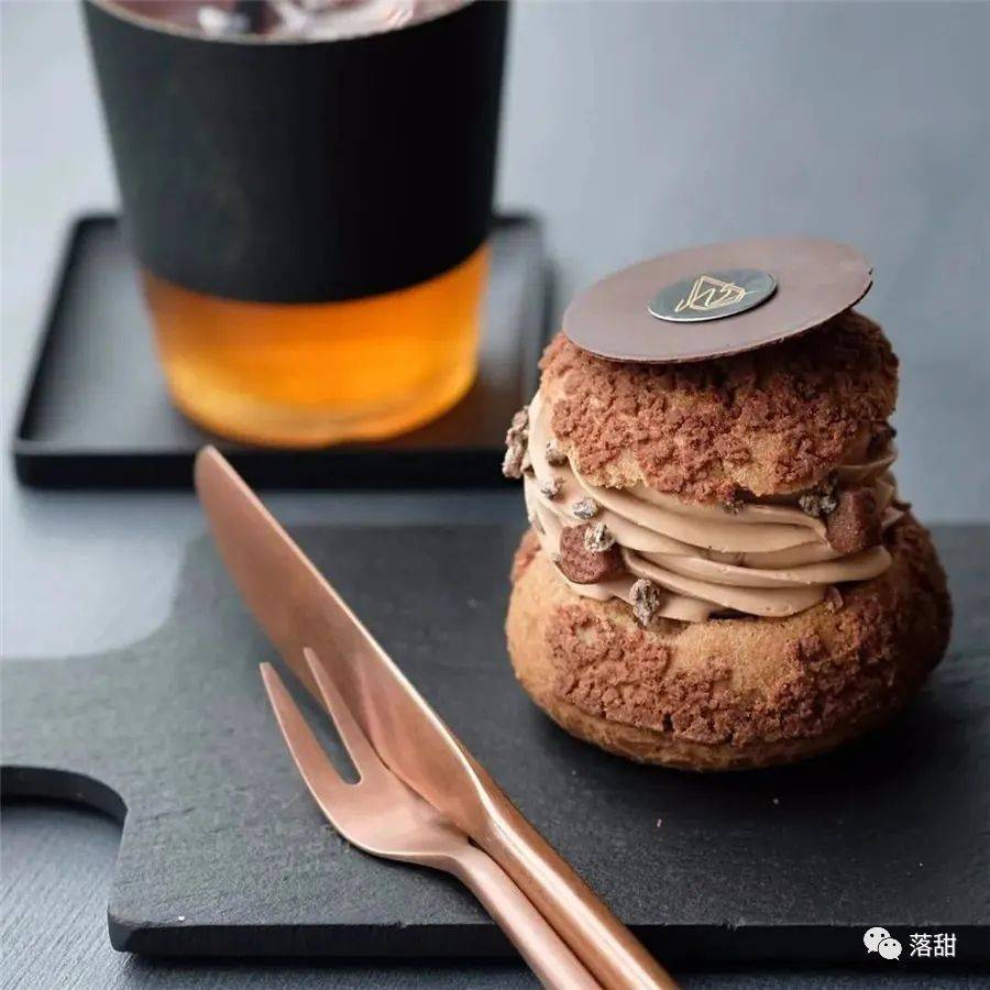 杂谈|杂谈 | 你会不会在乎：盘子和甜品配不配？