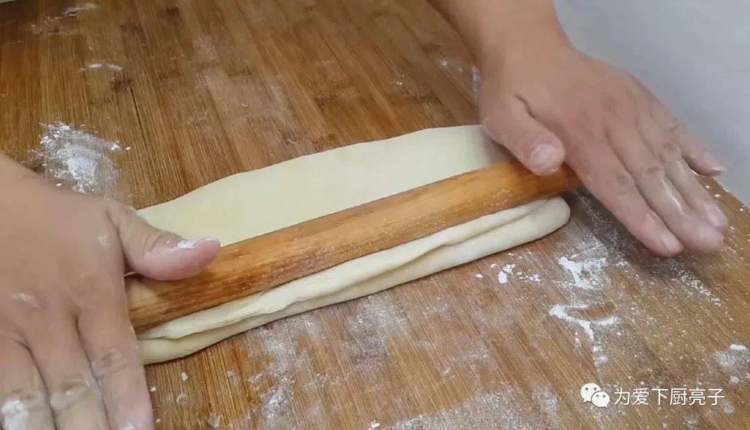 油条|不用烤不用烙，比油条麻花好吃，真的太好吃了家常小零食的做法