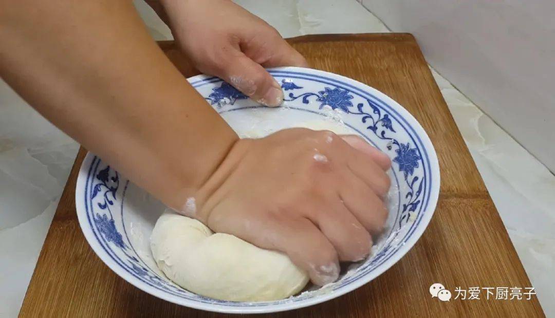 油条|不用烤不用烙，比油条麻花好吃，真的太好吃了家常小零食的做法