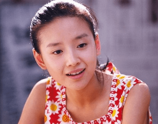 身材苗条|董洁身穿舞蹈服装，身材苗条又性感，昔日的白莲花变成了性感女神