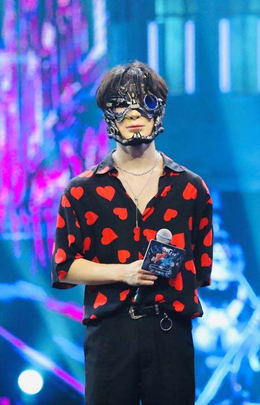 张韶涵|《蒙面舞王》战火升级，女王不戴冠大秀“女有力”圈粉张韶涵