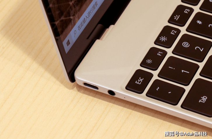 测评盘点|华为MateBook X图赏：精致轻盈，你的贴身互联之窗