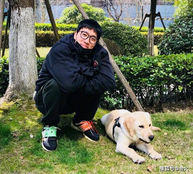 工作|原创刘翔晒4万名包，退役后没正式工作仍然生活滋润，前妻还在当演员