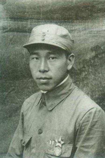 司令员|广州军区前几位司令员都是谁，猛将许世友到来，打了一场大仗