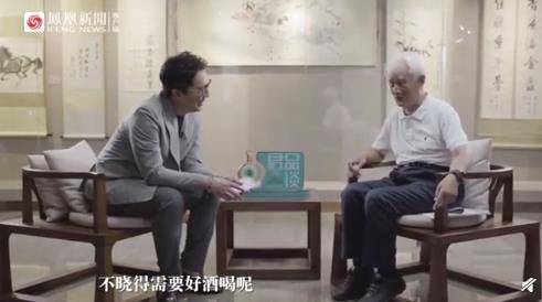 银行新人不喝酒被扇耳光,该处理哪个“领导”