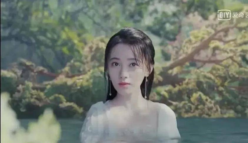 刘海|当毛发都在伪造的鞠婧祎失去刘海，场面瞬间窒息！