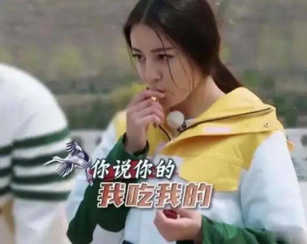 吃货|素人父母却为好玩将3岁女儿喂至近百斤明星卖吃货人设始终不胖