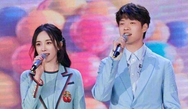 魏大勋杨紫演过情侣 91b0a2e17ebf4cbab0fa46b0d7a19872.jpeg