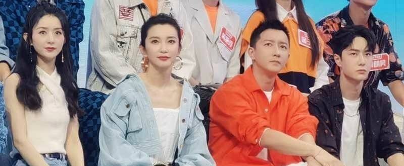 赵丽颖|47岁李冰冰同框32岁赵丽颖完全不输，她的冻龄秘诀竟然是敷面膜？