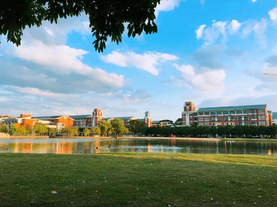 原创福建被低估的大学,是省一流大学和一流学科建设高校,拥有两个校区