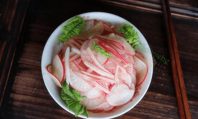 酸萝卜怎么拌好吃 52f6dec32af84514a2b748803c8fdec8.png