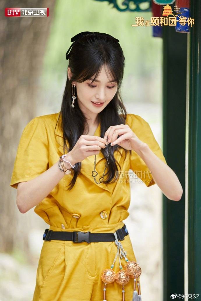 Lola|#郑爽直播状态# 上热搜，她戴的什么表？