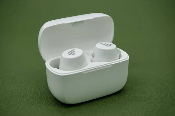 左右通用蓝牙耳机品牌 a0042e35edfa444a88be8857a0e86991.jpeg