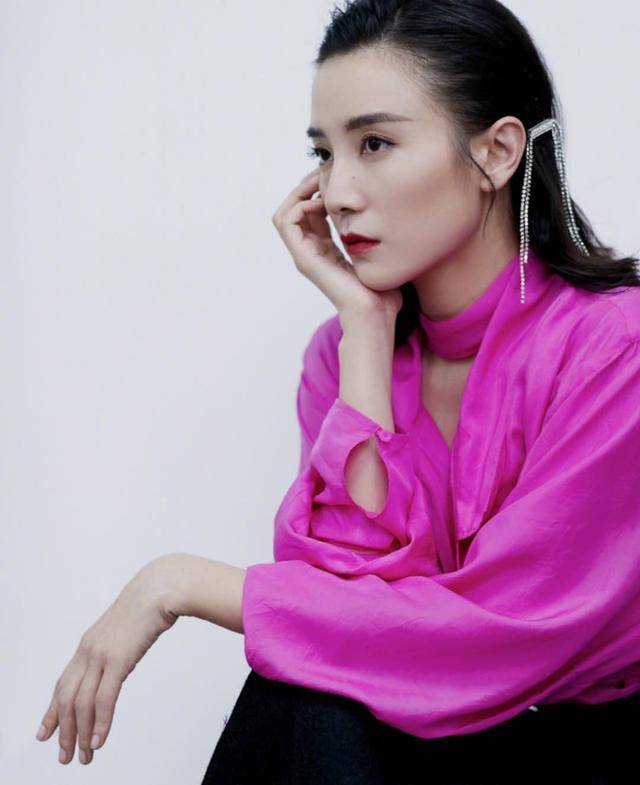 宋佳最近图片 a49d4583a8ec4ad485bf1699add6b8a9.jpeg