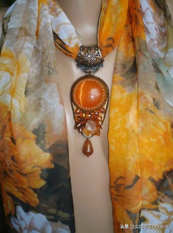围巾|「串珠作品」35款时尚的珠宝围巾项链，你也能拥有