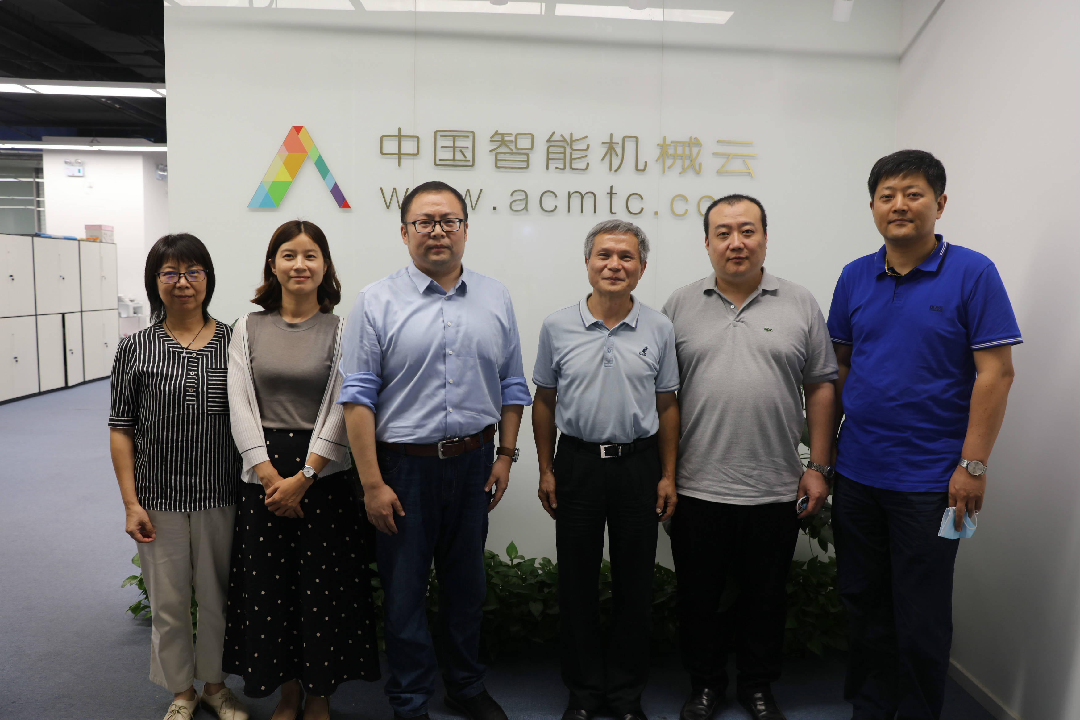 国机精工总经理朱峰一行到访中国智能机械云平台调研考察