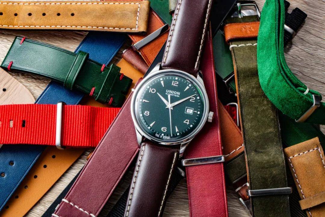 诺拉|男人啊！你被你的手表暴露了