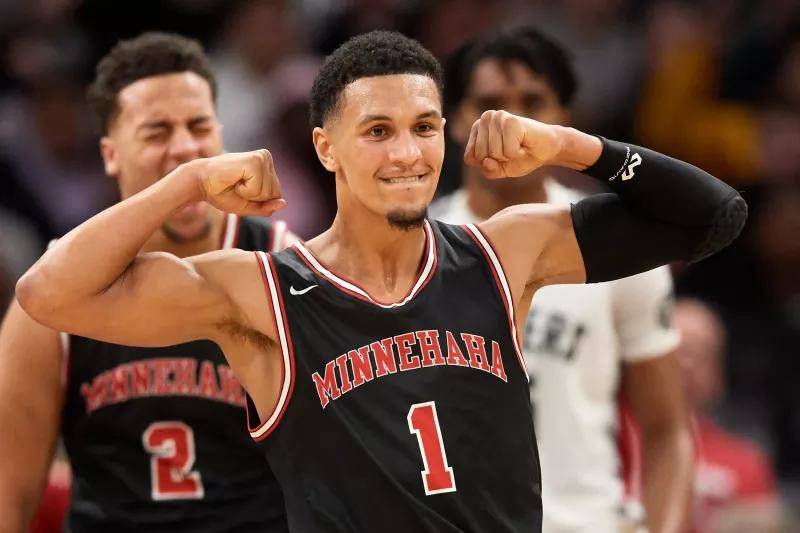 20届劲爆后卫jalen suggs,可能是全美最酷的那个伙计