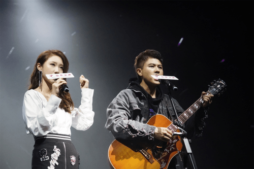 一小时歌曲原唱 ae44233ad1414300a964b7a69cc5c232.png