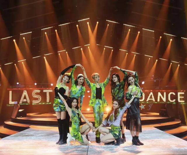 姐姐|原创48岁的“强势”姐姐宁静展露野心：谁不想超第一？