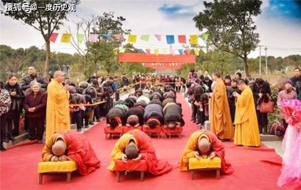 原创中国古代的跪拜礼是在座椅出现之后才有的吗折射出了什么内涵