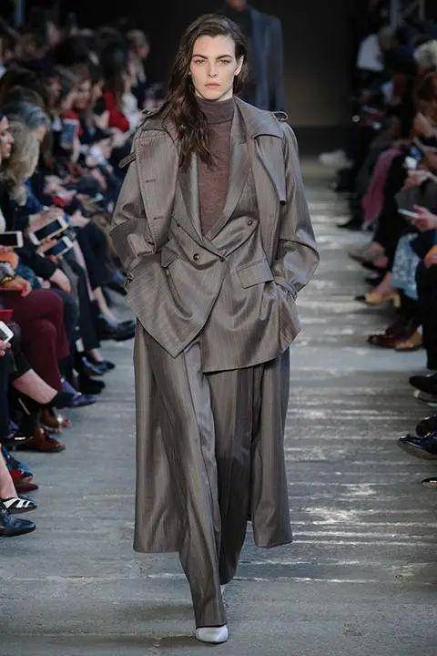 工作|时尚业战“疫”之际，Nike竟因它打败奢侈大牌，成季度最热品牌？