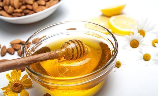 大蒜蜂蜜水有什么功效 82d7b5969ca34bc2a1e108023a388e9a.jpeg