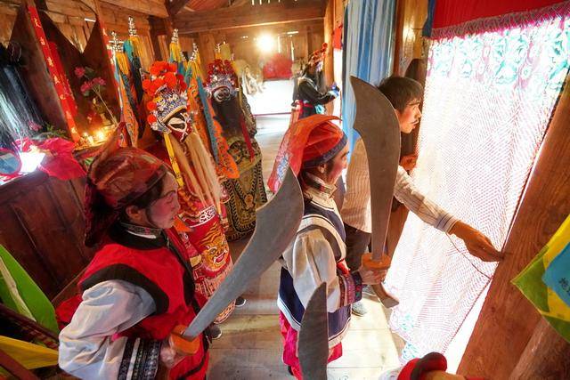 全村|中国最特别乡剧团：每年演一次，每次演三天，已经有150年历史