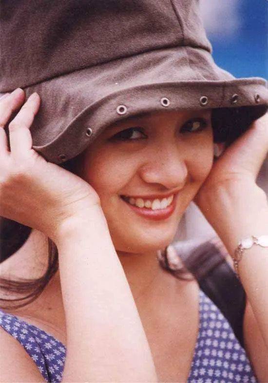 五朵金花|原创人生不易！跟巩俐并称“五朵金花”，爆红过也曾穷到靠一毛钱度日