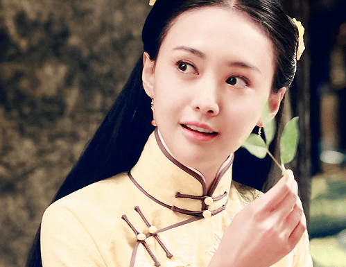 旗袍|明星穿旗袍的样子，谭松韵甜美，看到郑爽：初恋的感觉！