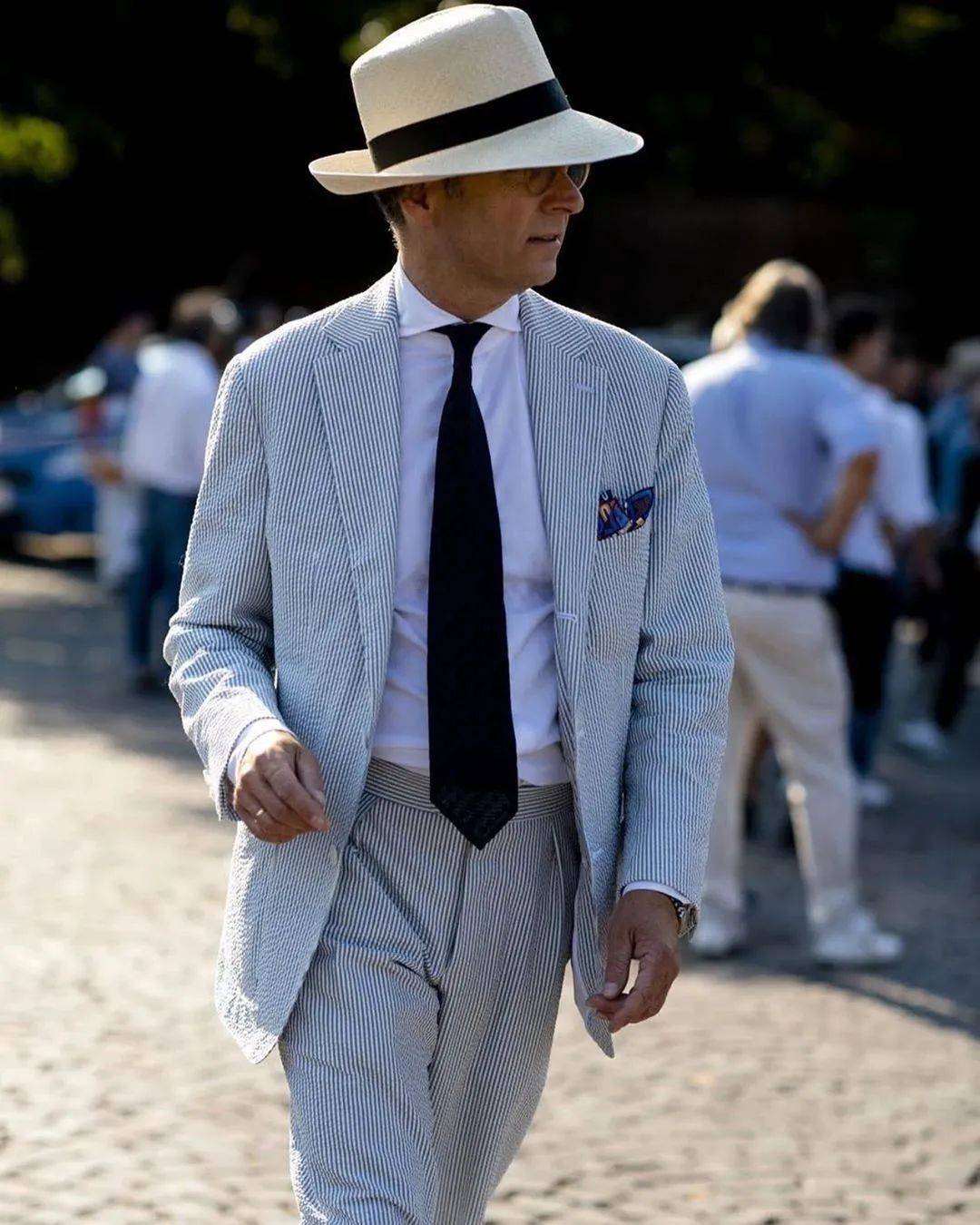 定制|和你的裁缝做朋友，但他必须适合你！