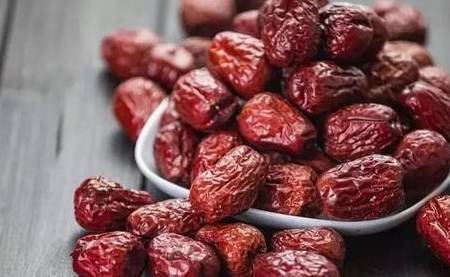 效果|坚持十五天，效果堪比枸杞此物睡前吃两粒