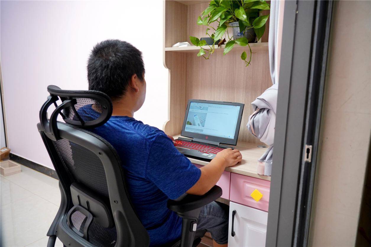 时候|网易严选人体工学转椅，让你告别久坐酸痛，保护你的腰和颈椎！