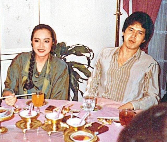 28年前的世纪婚礼，邵逸夫主持周星驰伴郎，为何