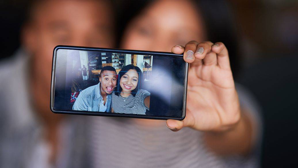 老电视如何实现手机投影 15c556f22c3342f2aa90d5e1c051c494.jpeg