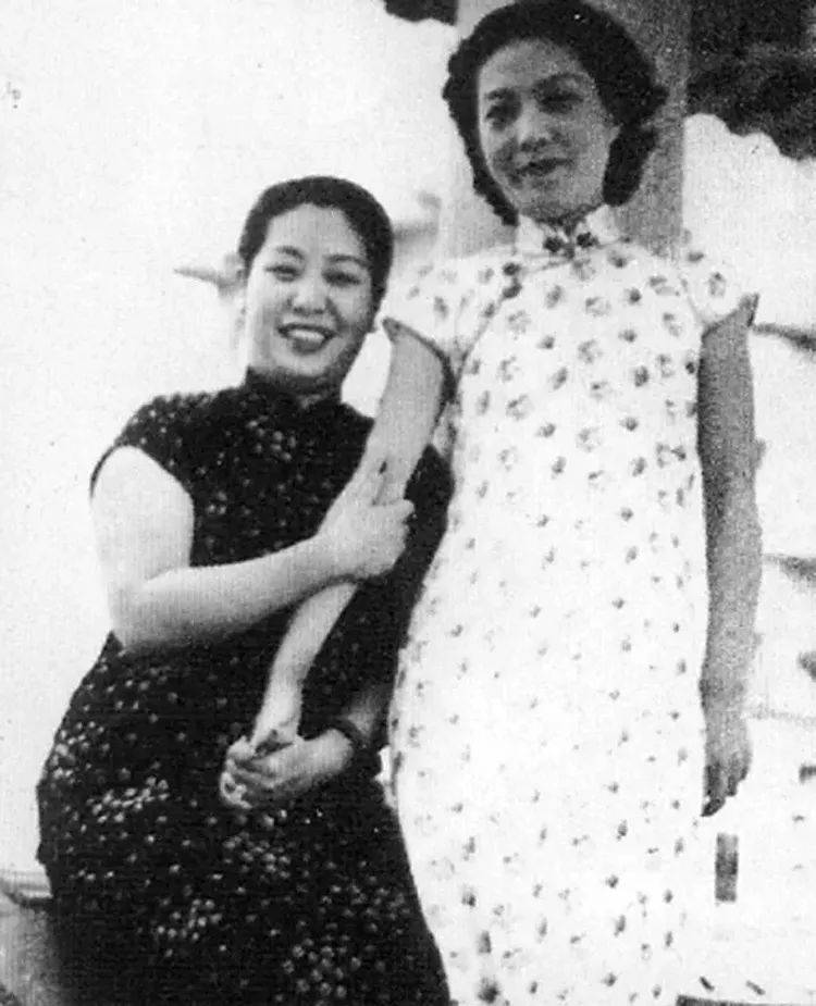 原创为了名分与梅兰芳离婚的孟小冬,为什么甘愿当杜月笙的五姨太?